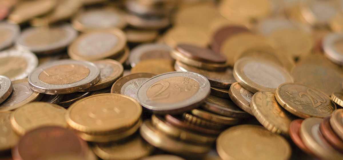 Kada grynųjų nebeliks nors Europa svarsto apie 1 centų monetas ambicijų dėl popierinių pinigų nėra